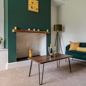 Wrea Cottage, 2 Bedrooms Wifi & Parking Near Ribby Hall , Wrea Green United Kingdom