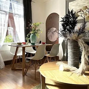 Leeds Cosy House Holiday home
